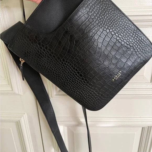 RADLEY LONDON Black Croc-Embossed Messenger Bag - Picture 5 of 5